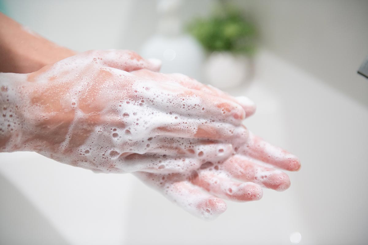 感染予防のキホンは手洗いと咳エチケット